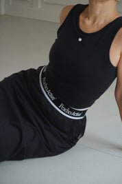 Flyaway UltraSculpt Cropped Top with Built-In Bra – Black Edition