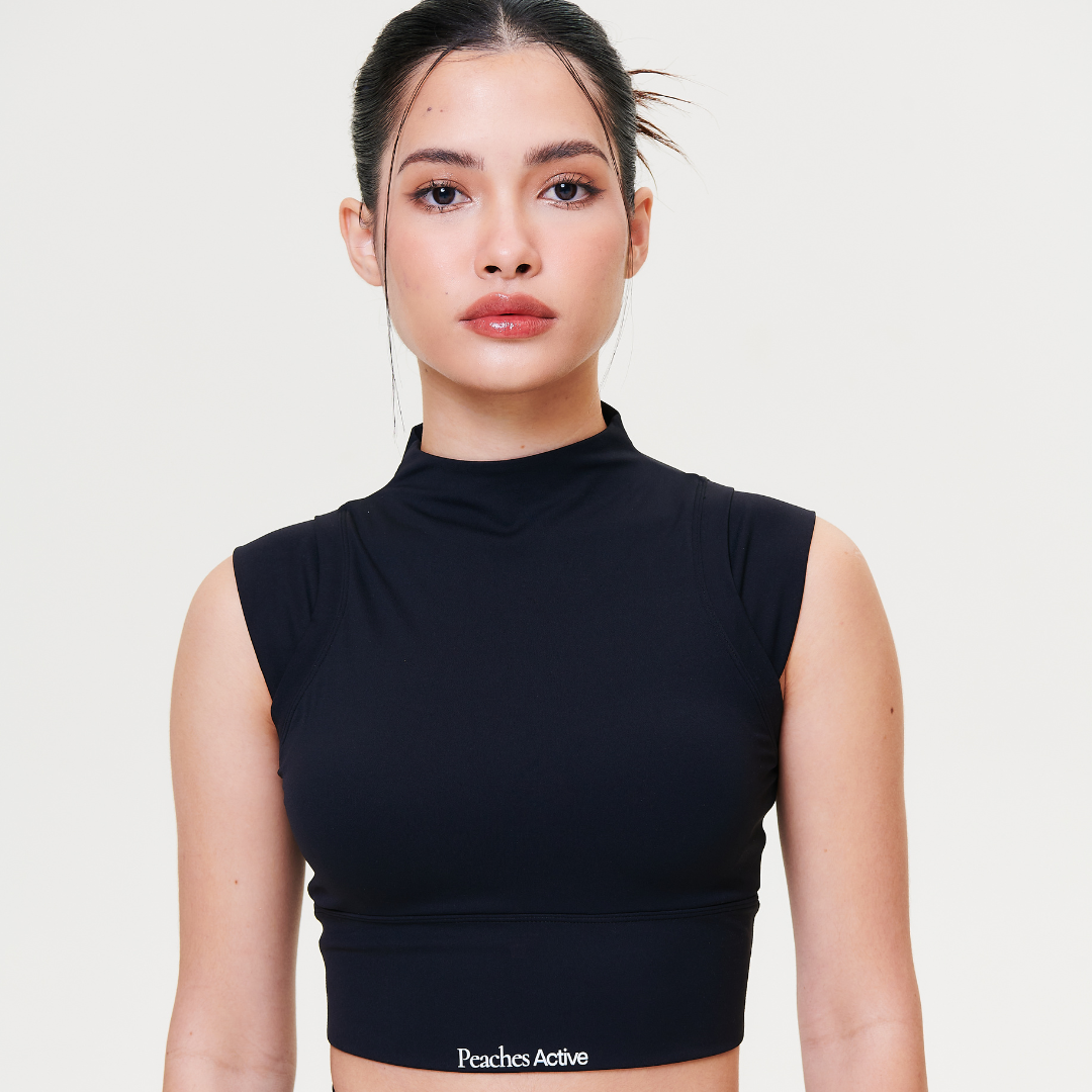 HighNeckCropTopSportswear2_da623444-05c5-48d2-a29f-ce0e6a34d236.png