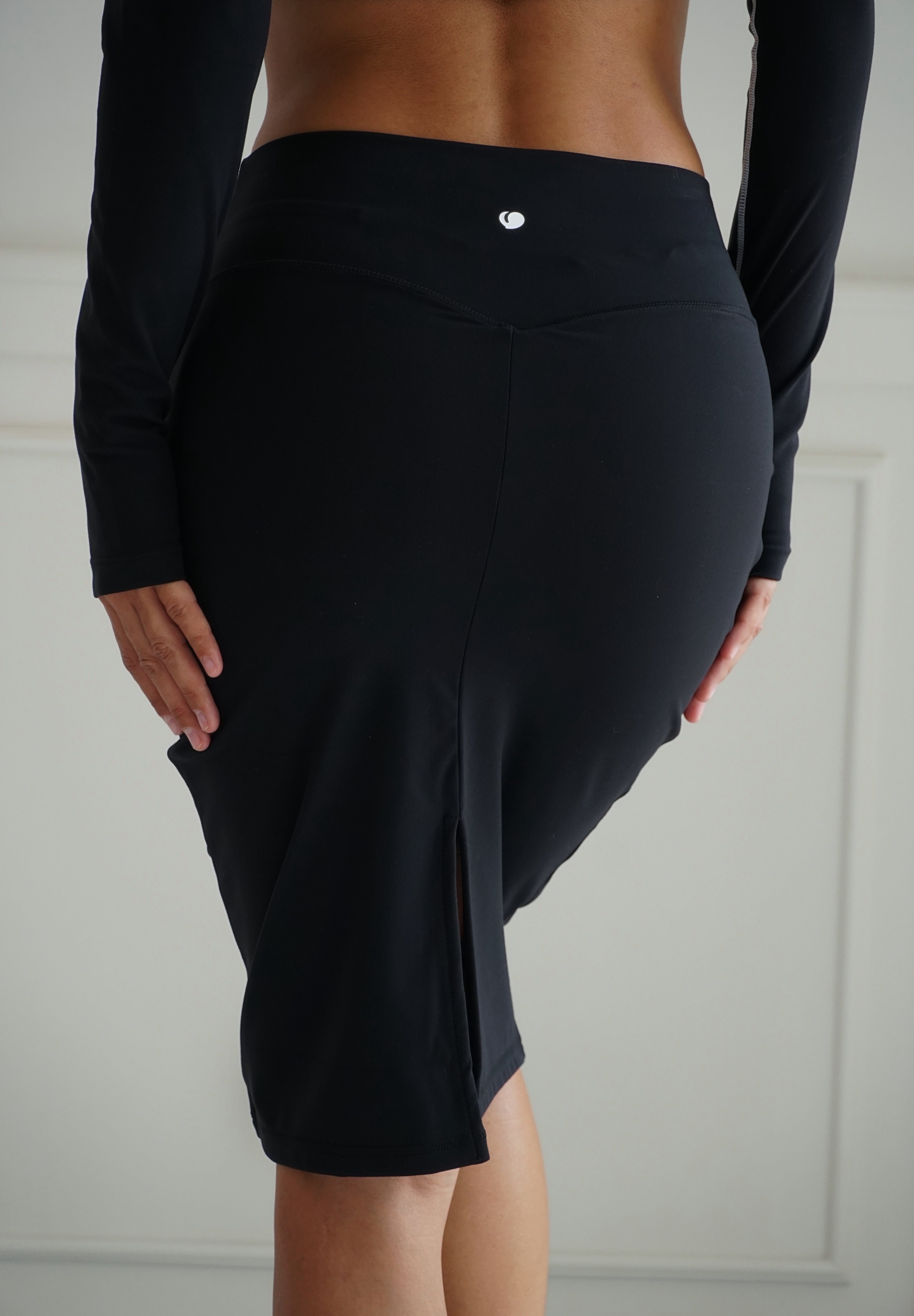 Sculpt Mini Skirt